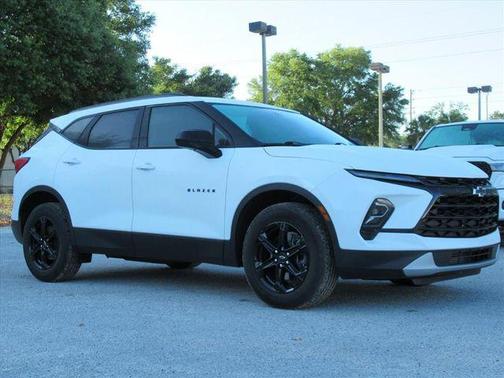 Summit White 2024 Chevrolet Blazer 2LT