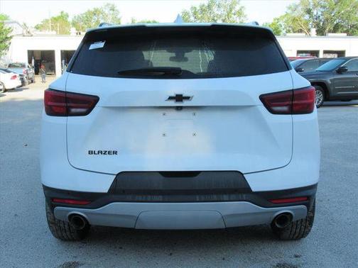 Summit White 2024 Chevrolet Blazer 2LT