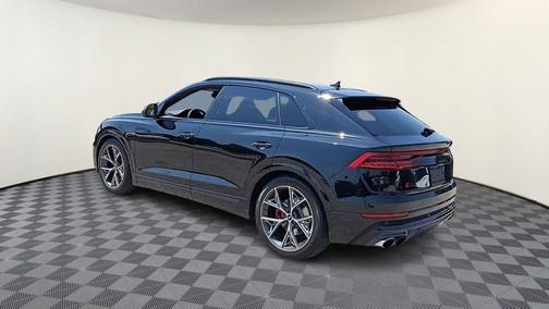 2022 Audi SQ8 Premium Plus