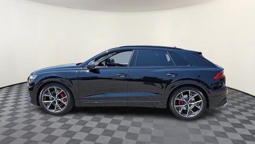 2022 Audi SQ8 Premium Plus