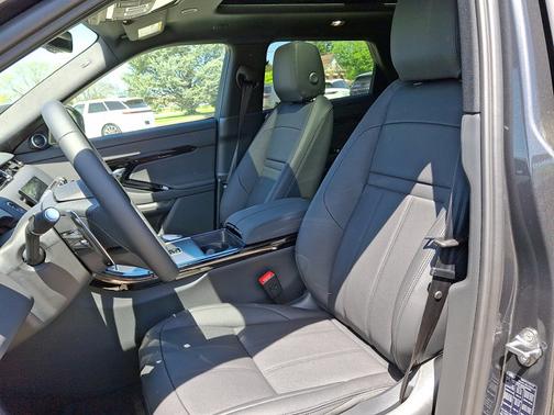 2026 Land Rover Range Rover Evoque Core S