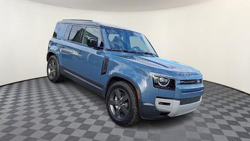 2025 Land Rover Defender S
