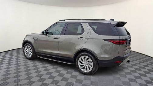 2025 Land Rover Discovery S