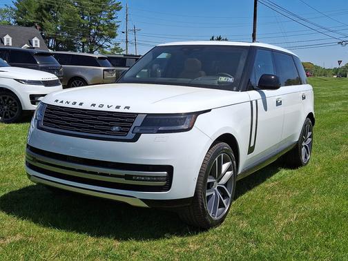 2025 Land Rover Range Rover SE