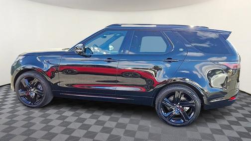 2025 Land Rover Discovery Dynamic SE