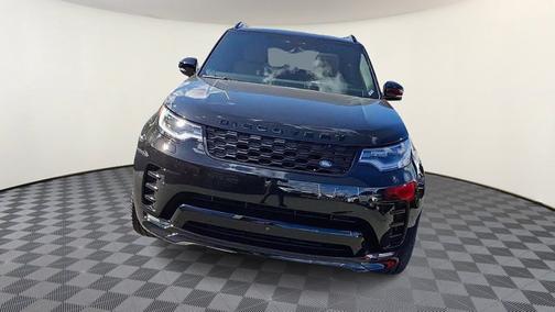 2025 Land Rover Discovery Dynamic SE