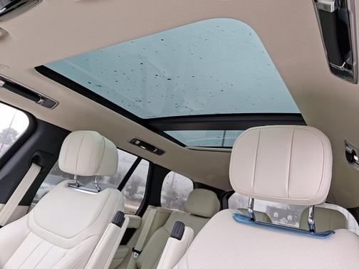 2026 Land Rover Range Rover SE