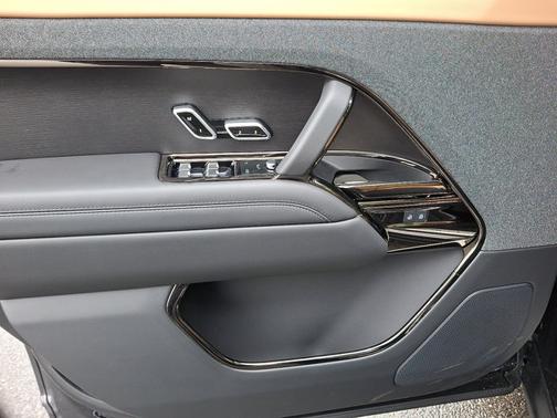 2026 Land Rover Range Rover Sport Dynamic SE