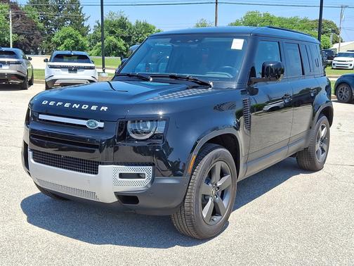 2025 Land Rover Defender S