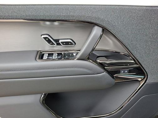 Carpathian Grey Premium Metallic - 1AU 2026 Land Rover Range Rover Sport Dynamic SE