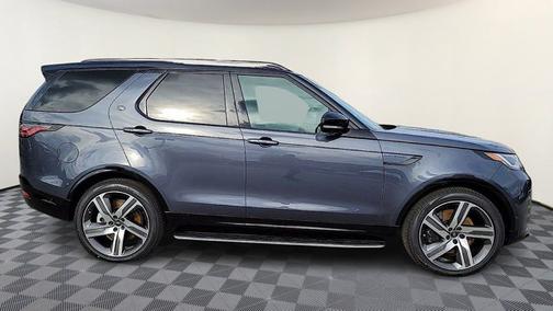2024 Land Rover Discovery Dynamic SE