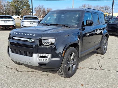 2025 Land Rover Defender S