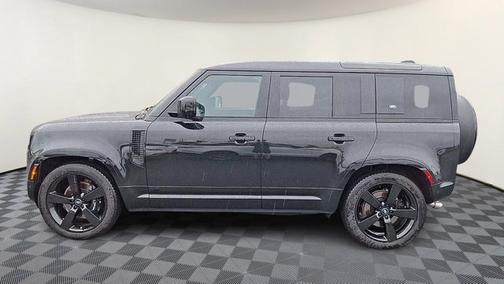 2024 Land Rover Defender V8