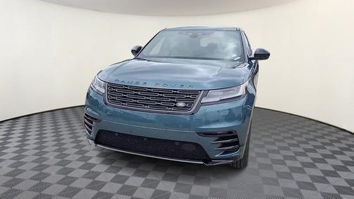 2026 Land Rover Range Rover Velar Dynamic SE