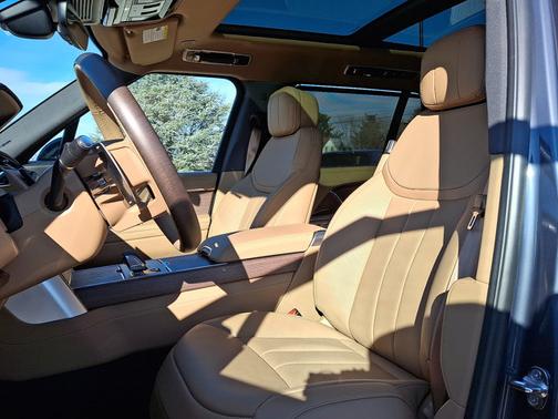 2026 Land Rover Range Rover SE