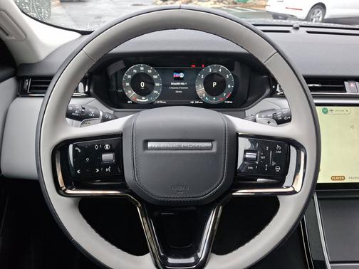2025 Land Rover Range Rover Velar Dynamic SE