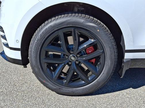2025 Land Rover Range Rover Velar Dynamic SE
