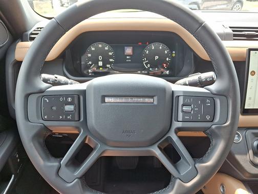 2025 Land Rover Defender S