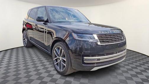2025 Land Rover Range Rover SE