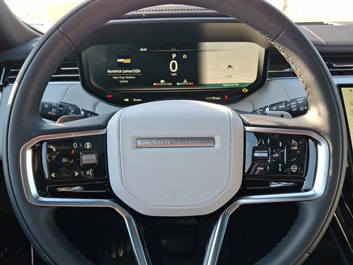 2026 Land Rover Range Rover Sport SE