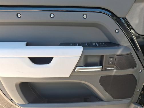 2026 Land Rover Defender S
