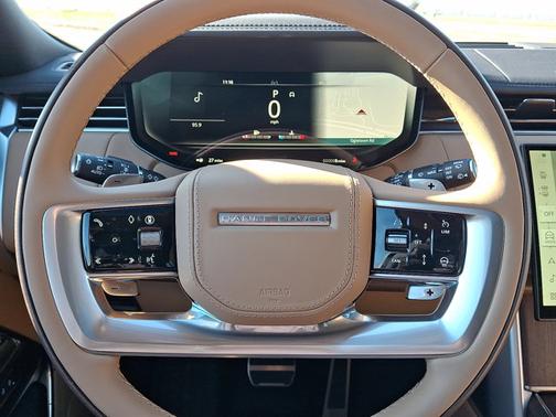 2026 Land Rover Range Rover SE