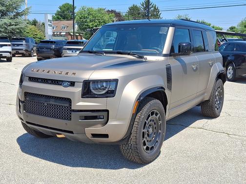 2025 Land Rover Defender OCTA