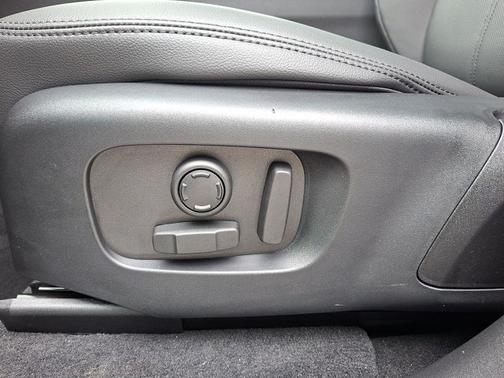 Santorini Black Metallic - 1AG 2026 Land Rover Range Rover Velar Dynamic SE