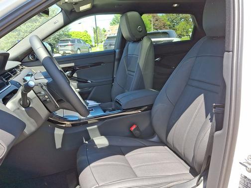 2026 Land Rover Range Rover Evoque Core S