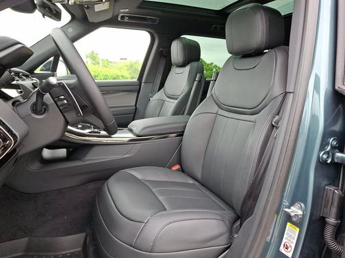Santorini Black Metallic - 1AG 2026 Land Rover Range Rover Sport Dynamic SE