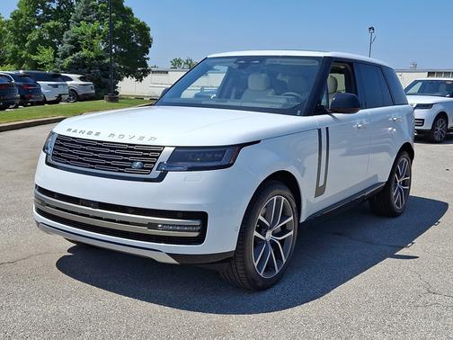 2025 Land Rover Range Rover SE