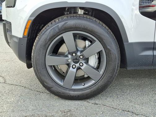 2026 Land Rover Defender S