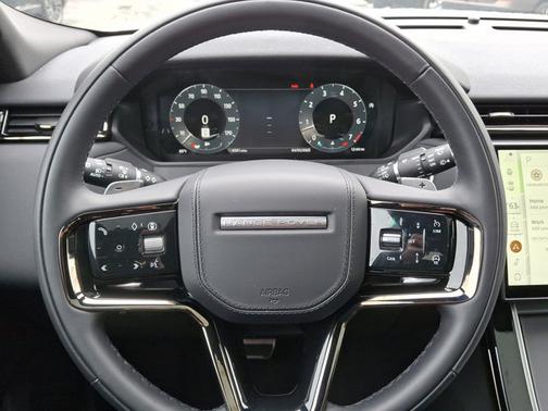 2025 Land Rover Range Rover Velar Dynamic SE