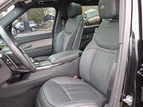 2024 Land Rover Range Rover Sport SE
