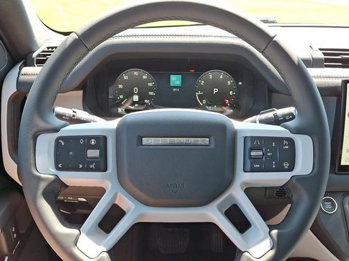 2025 Land Rover Defender S