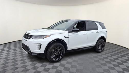 Fuji White - 1AA 2025 Land Rover Discovery Sport Dynamic SE