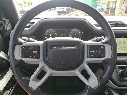 Fuji White - 1AA 2023 Land Rover Defender X-Dynamic SE