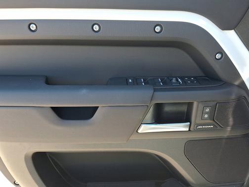 2026 Land Rover Defender S