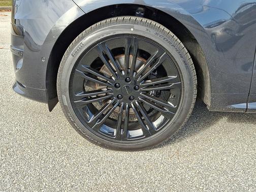 Carpathian Grey Premium Metallic - 1AU 2026 Land Rover Range Rover Sport Dynamic SE