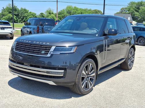 2025 Land Rover Range Rover SE