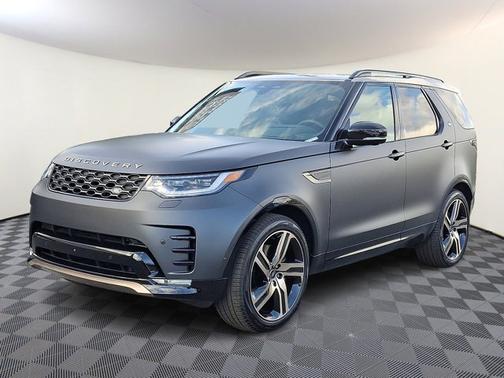 2026 Land Rover Discovery Tempest Edition