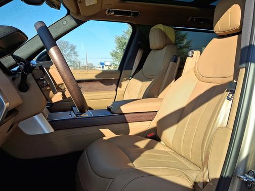 2026 Land Rover Range Rover SE