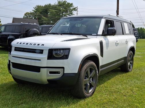 2025 Land Rover Defender S