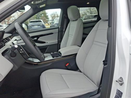 2026 Land Rover Range Rover Evoque Core S