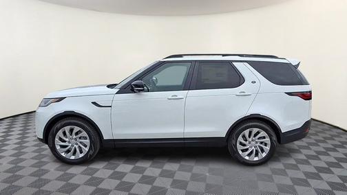 Fuji White - 1AA 2025 Land Rover Discovery S