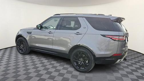2020 Land Rover Discovery Landmark Edition