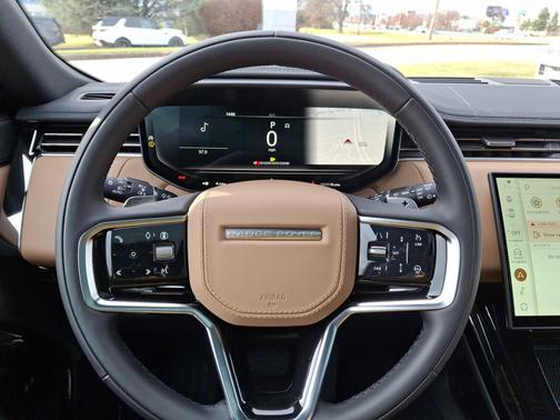 2025 Land Rover Range Rover Sport SE