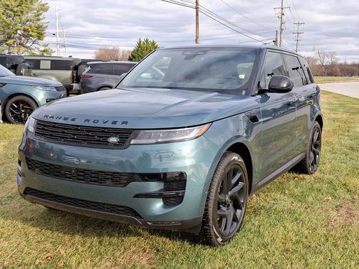 2025 Land Rover Range Rover Sport SE