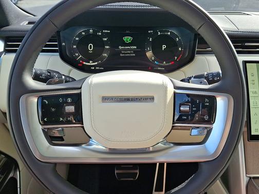 2025 Land Rover Range Rover SE