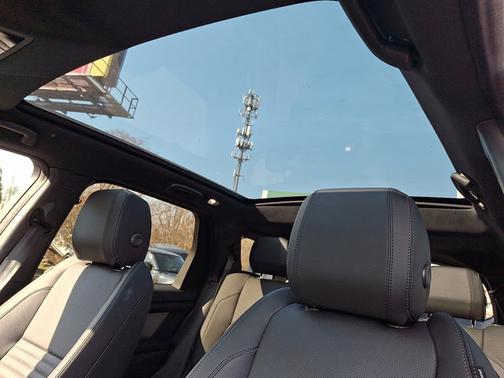 2025 Land Rover Discovery Sport Dynamic SE